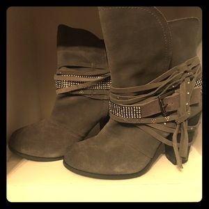Buckle leather ankle boots